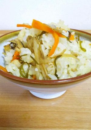 味ごはん(五目ごはん)-レシピのメイン写真