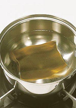 【料理の基本】昆布とかつおの合わせだし-レシピのメイン写真