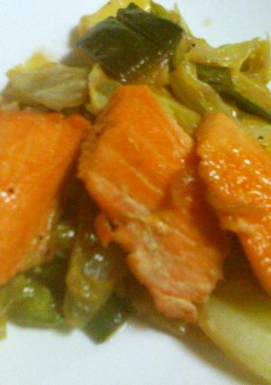 鮭シャケの野菜炒め♪焼肉のたれで変身-レシピのメイン写真