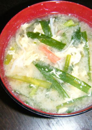 ニラ卵のお味噌汁（オクラ入り）-レシピのメイン写真