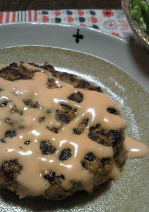 超かんたんオーロラソースのにんじんバーグ-レシピのメイン写真