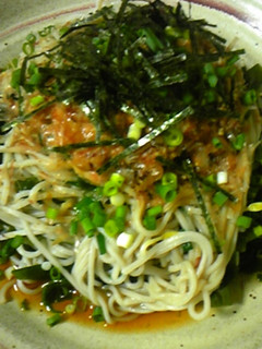 ランチに♪簡単♪具たくさん☆みそ納豆蕎麦-レシピのメイン写真