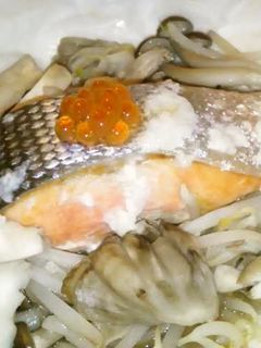 鮭ときのこのフライパン蒸し-レシピのメイン写真
