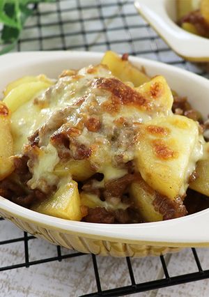 子ども達に大人気♡肉じゃが風グラタン-レシピのメイン写真