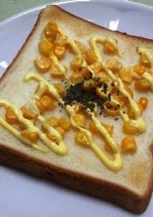 材料３つ！お手軽♪コーンマヨトースト-レシピのメイン写真