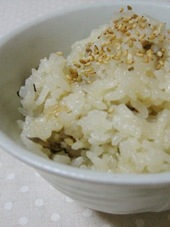 素朴なお味**ごぼうご飯**-レシピのメイン写真