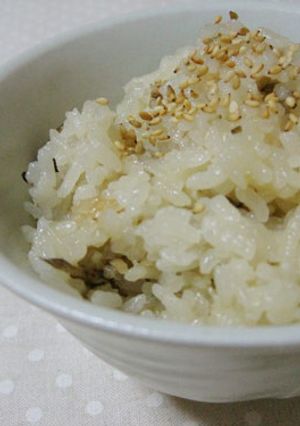 素朴なお味＊＊ごぼうご飯＊＊-レシピのメイン写真