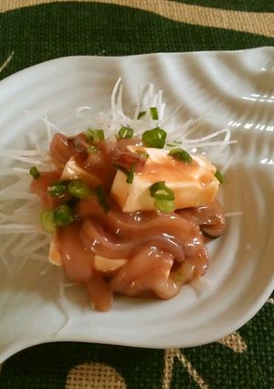 酒の肴❀クリームチーズとイカの塩辛-レシピのメイン写真