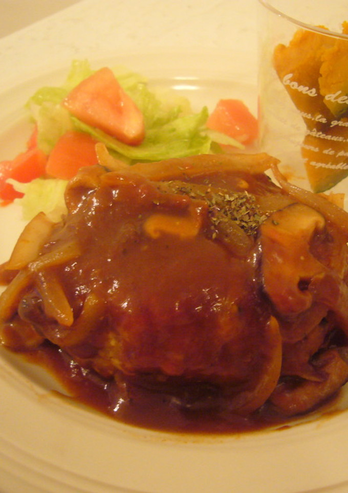 おいしい♫簡単♫煮込みハンバーグのソース-レシピのメイン写真