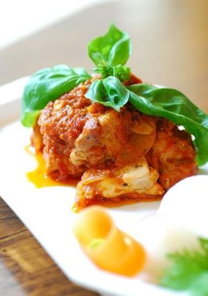 鳥もも肉のトマトソース煮込み-レシピのメイン写真