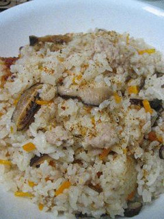 *チキン・椎茸・にんじんで*炊き込みご飯♪-レシピのメイン写真