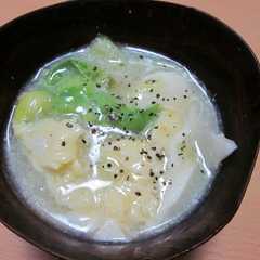 รูปของ 体が温まる☆レタスと豆腐の卵スープ