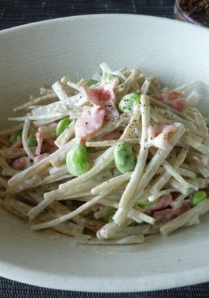 ごぼうと枝豆とベーコンのサラダ-レシピのメイン写真