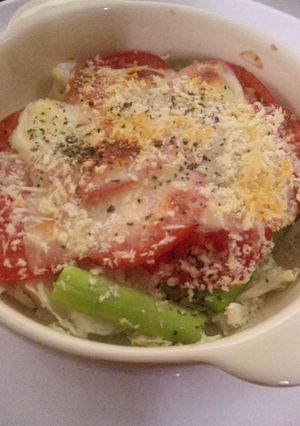 ﾄﾏﾄと野菜のﾁｰｽﾞﾊﾟﾝ粉焼き-レシピのメイン写真
