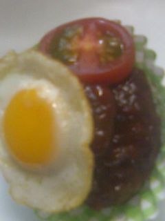 ミニハンバーグ&うずらの目玉焼き(弁当)-レシピのメイン写真