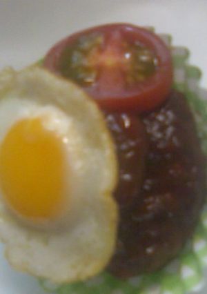 ミニハンバーグ&うずらの目玉焼き(弁当)-レシピのメイン写真