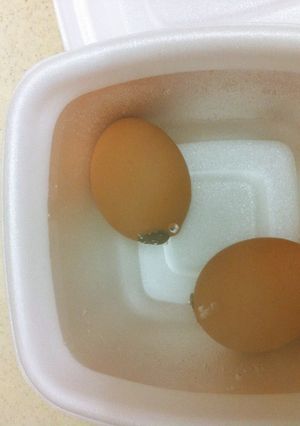 簡単吉野家のパックで温泉卵-レシピのメイン写真