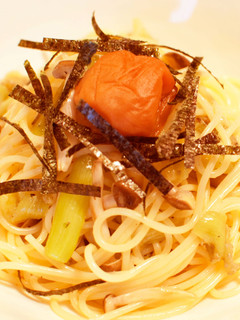 美味しい梅干で♡しめじと茄子の冷製パスタ-レシピのメイン写真