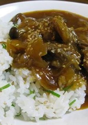 牛肉の味噌煮込み丼-レシピのメイン写真