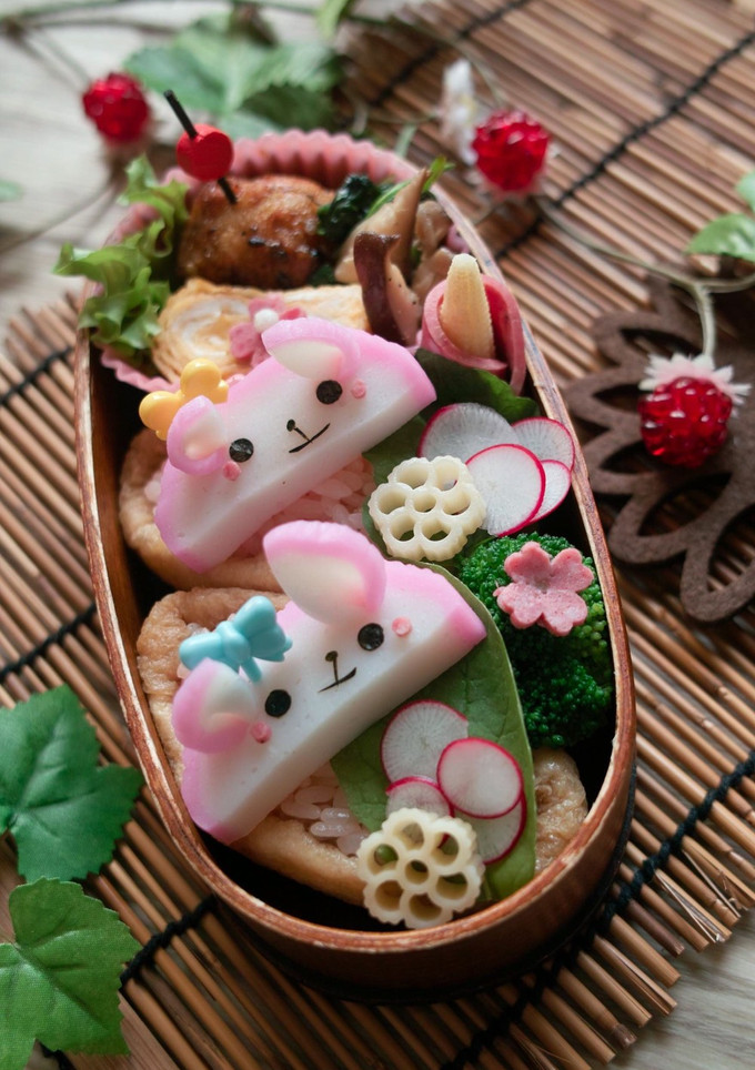お弁当♪かまぼこでかわいいウサギさん-レシピのメイン写真