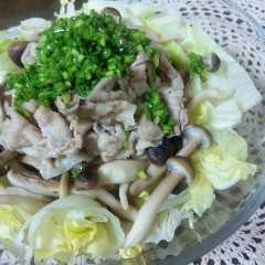 รูปของ 豚キノコのニラだれサラダ
