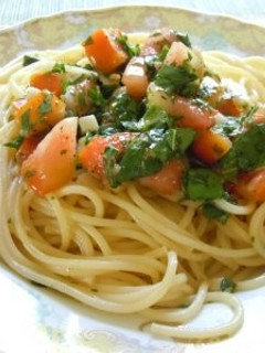 夏に合う!トマトとバジルのスパゲッティ-レシピのメイン写真