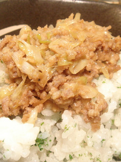 青海苔&白ゴマでうま味噌丼ぶり♫-レシピのメイン写真