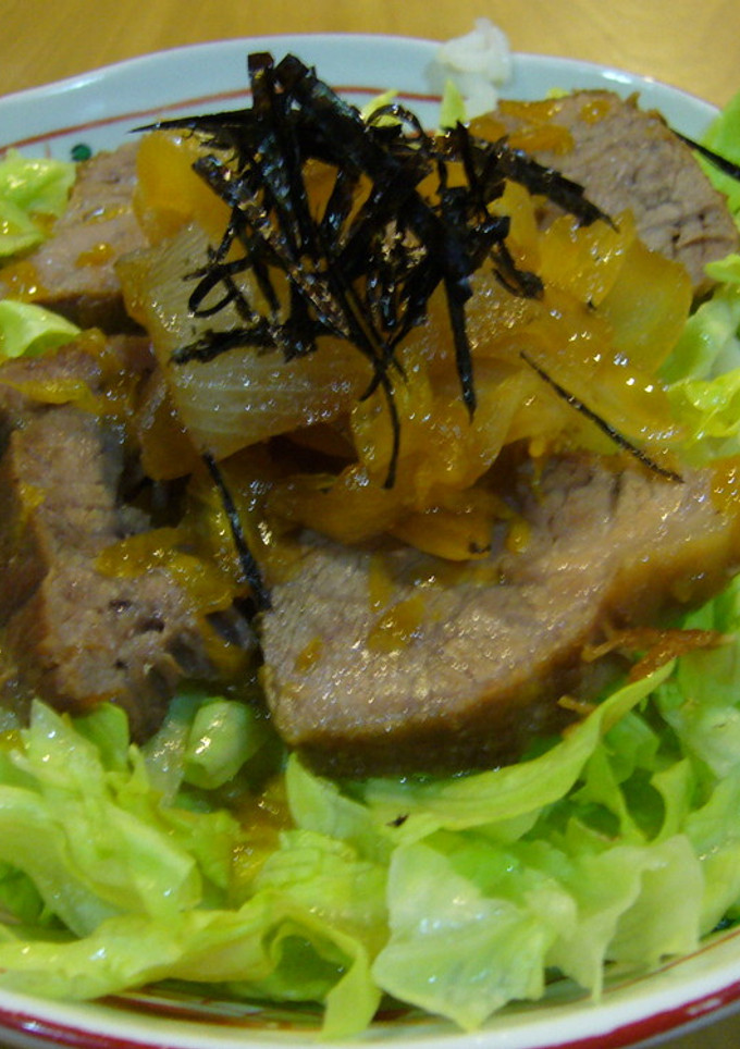新たまねぎととろ～り煮豚丼-レシピのメイン写真