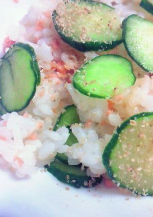 簡単★鮭ときゅうりの混ぜご飯-レシピのメイン写真