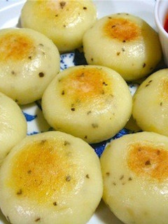 とろ〜りチーズのバジルいももち-レシピのメイン写真
