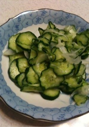 簡単きゅうりと新タマネギの酢の物-レシピのメイン写真