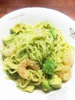 エビとアボカドのクリームパスタ♡*.-レシピのメイン写真
