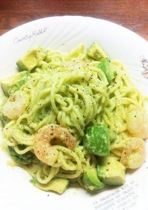 エビとアボカドのクリームパスタ♡*.-レシピのメイン写真