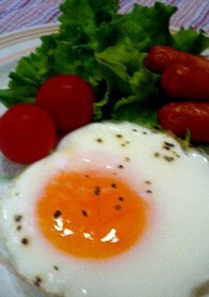 フライパン不要！とろとろ半熟目玉焼き♡-レシピのメイン写真
