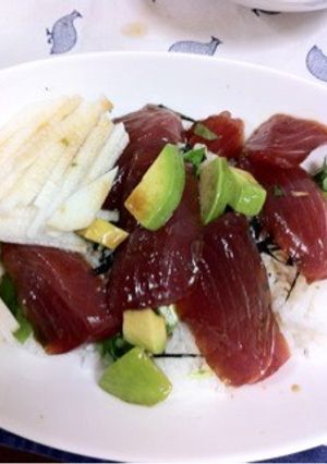 マグロとアボカドのづけ丼-レシピのメイン写真