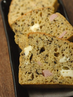 ひじきと削り節の和風ケークサレ。-レシピのメイン写真