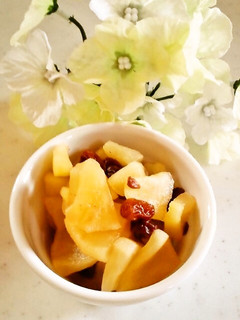 レンジで☆りんごとレーズン煮☆-レシピのメイン写真