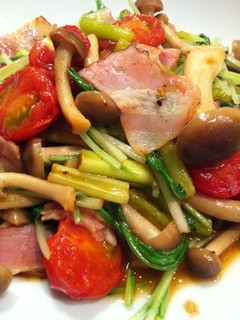 水菜とベーコンとニンニクの芽の炒め物-レシピのメイン写真
