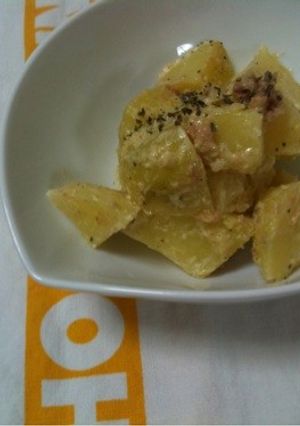 ポテサラのアンチョビアーリオオーリオ-レシピのメイン写真