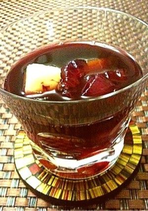 赤紫蘇梅シロップで作るサングリア-レシピのメイン写真