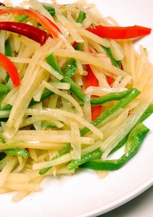 【江蘇料理】辛酸を食べる！凉拌酸辣土豆丝-レシピのメイン写真