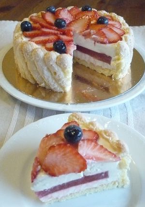 ★苺とホワイトチョコのシャルロット★-レシピのメイン写真