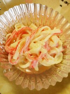 お弁当に♪かにかまの柚子胡椒和え-レシピのメイン写真