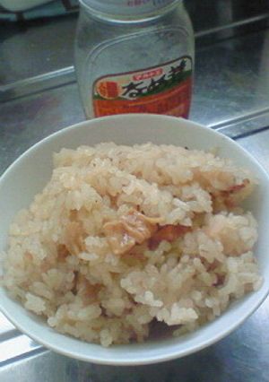 超簡単きのこと梅の炊き込みご飯-レシピのメイン写真