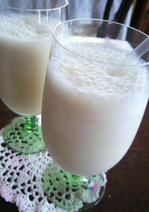 バニラアイス入り豆乳ドリンク-レシピのメイン写真