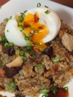 きのこのソースチャーハン♪トロトロ卵のせ-レシピのメイン写真
