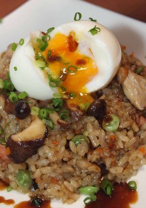 きのこのソースチャーハン♪トロトロ卵のせ-レシピのメイン写真