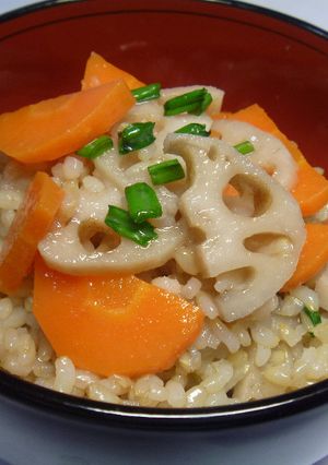 マクロビダイエット根菜類のちらし玄米寿司-レシピのメイン写真