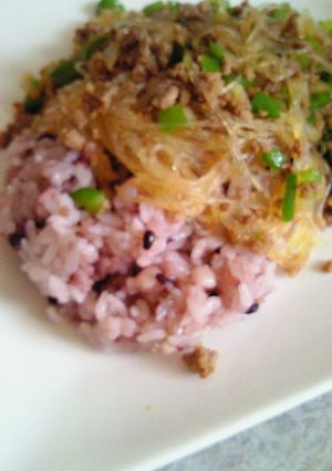 魚醤で★ひき肉と春雨炒めライス-レシピのメイン写真