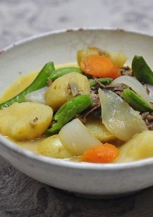 カレー味～♪　ミルク肉じゃが-レシピのメイン写真